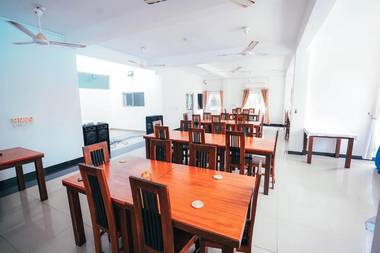 Sun Ray Rest House Passikudah Exterior photo